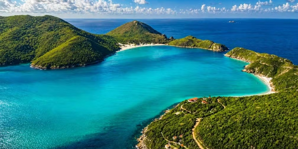 Arraial do Cabo, na Região dos Lagos, também integra o curso da 'Volta ao Rio'