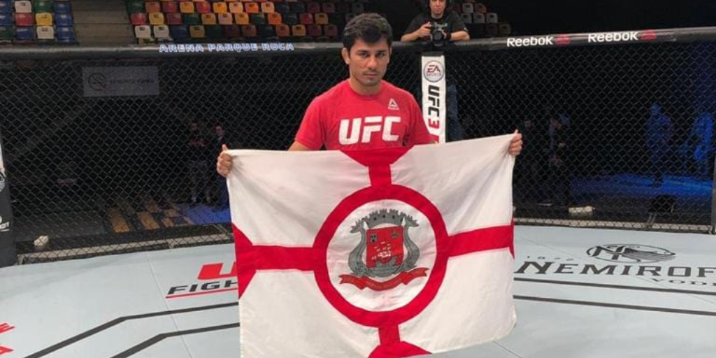 Lutador de Arraial do Cabo vence no UFC e se aproxima da disputa do cinturão 