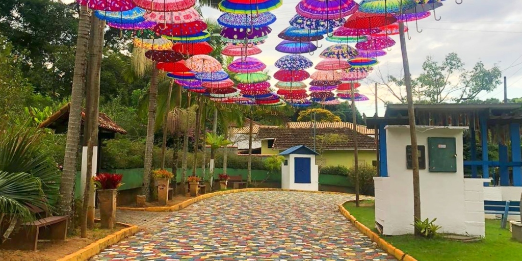 Nova decoração do distrito de Amparo, em Friburgo, é inaugurada