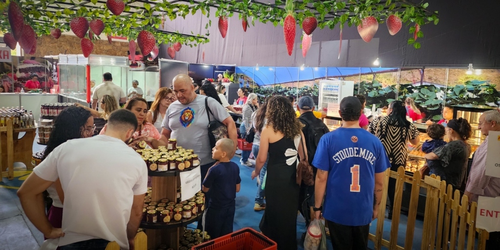 Começa nesta quinta, 9, a  11ª edição da Festa do Morango com Chocolate de Nova Friburgo