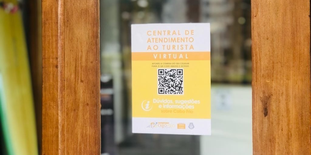 QR codes são distribuídos em formato de adesivo