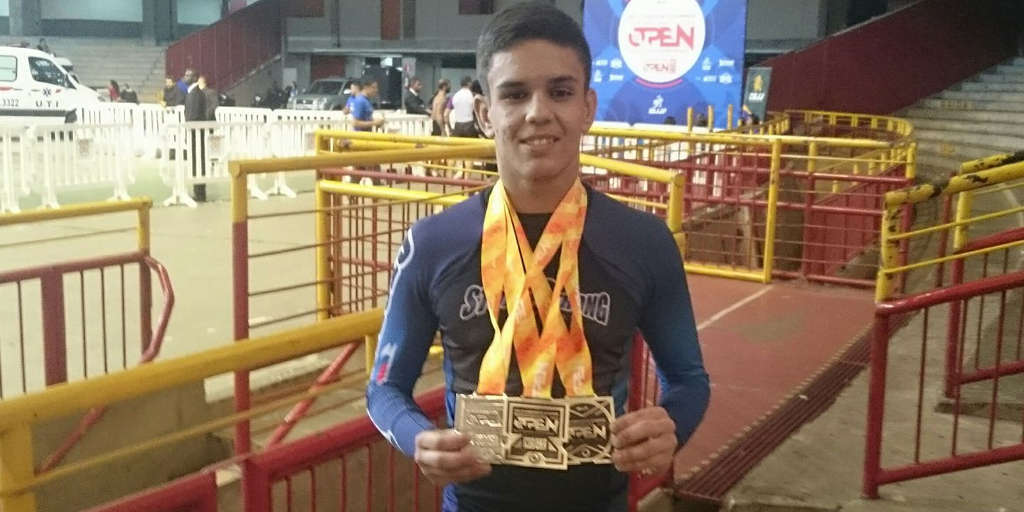 Lutando pelo sonho de conquistar o mundo! Atleta friburguense coleciona títulos no Jiu-Jitsu internacional