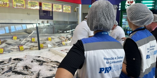 Mais de 300 kg de alimentos impróprios são descartados de estabelecimentos em Teresópolis