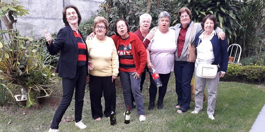Ritinha e as amigas se encontram para celebrar a vida 