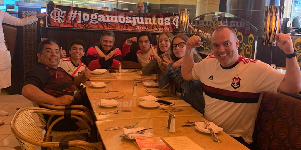 Friburguenses celebraram a vitória do Flamengo sobre o Al-Hila