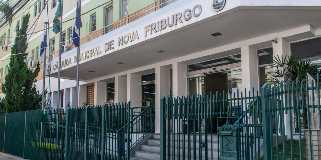Ministério Público Estadual recomenda que Câmara de Friburgo reduza o número de comissionados