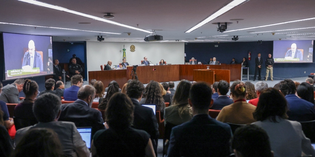 'Núcleo 1': STF começa julgamento de Jair Bolsonaro (PL) e mais sete por tentativa de golpe de Estado