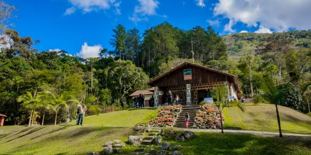 Teresópolis Shopping completa 28 anos e anuncia novidades - O