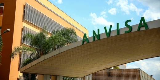 Anvisa proíbe 7 produtos para cabelos; Vigilância Sanitária fiscaliza vendas em Friburgo