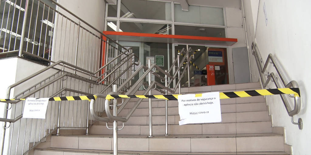 Agência é fechada pela 2ª vez após funcionário estar com suspeita de covid-19, em Friburgo
