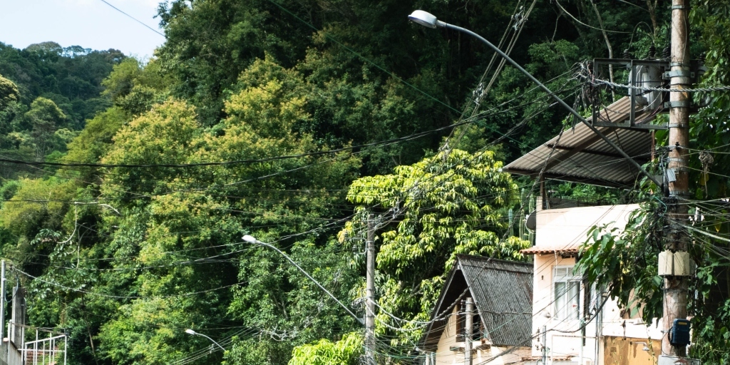 Prefeitura de Nova Friburgo revoga licitação que escolheria empresa responsável pela iluminação pública 