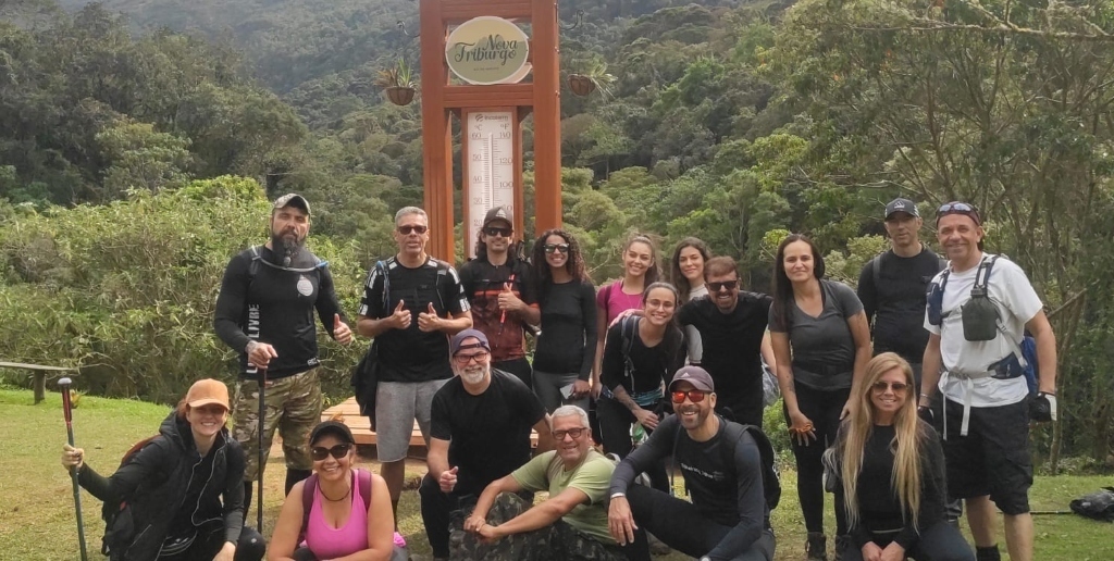 Novo relógio tem atraído vários visitantes ao local 