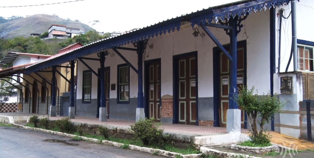 Casarão já foi importante ponto de cultura da região e atualmente está interditado