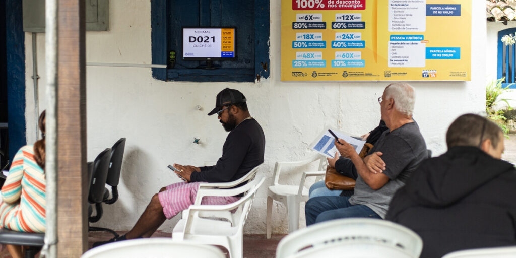 Atendimento presencial é realizado de segunda a sexta, das 9h às 16h