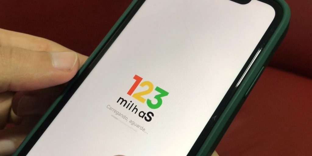 Pedido ocorre após a empresa suspender a emissão de passagens e pacotes flexíveis 