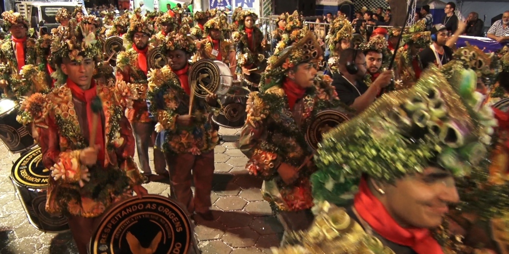 Vilage no Samba fará live solidária neste sábado
