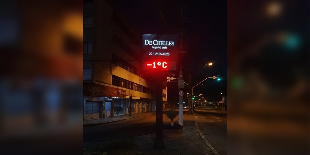 Termômetro do Paissandu, em Nova Friburgo, às 5h52 desta sexta, marcou -1ºC negativo