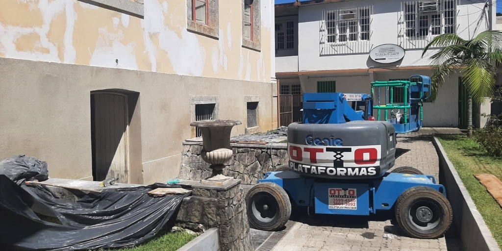 Parte externa do Centro de Arte, em Friburgo, terá nova pintura