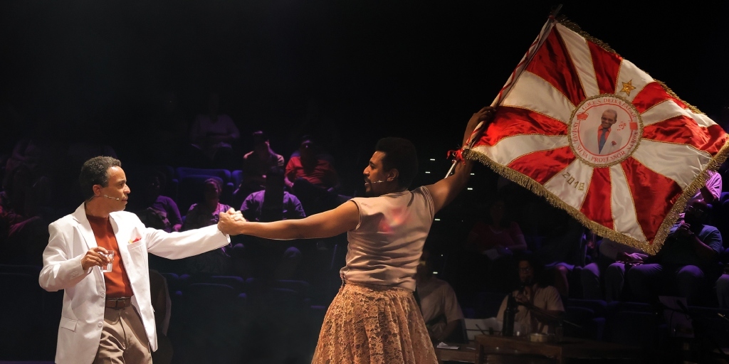 Espetáculo 'Professor Samba' venceu o Prêmio APTR de Coreografia