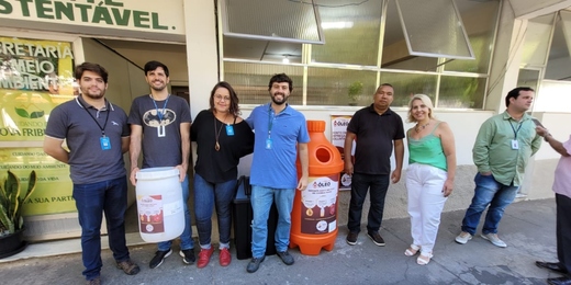 Friburgo ganha pontos de coleta de óleo de cozinha; material será transformado em sabão e doado