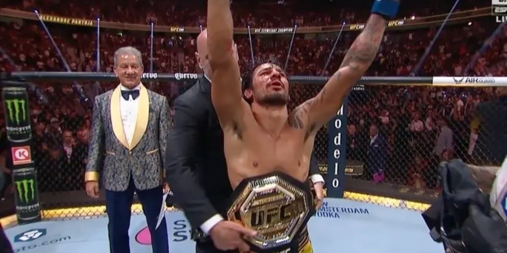 É de Arraial! Alexandre Pantoja vence UFC 301 e se mantém com o cinturão de campeão