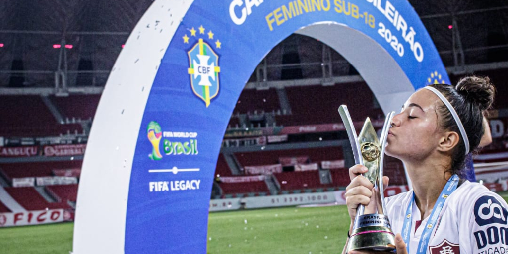 Jogadora de Nova Friburgo ajuda o Fluminense a conquistar título brasileiro sub-18