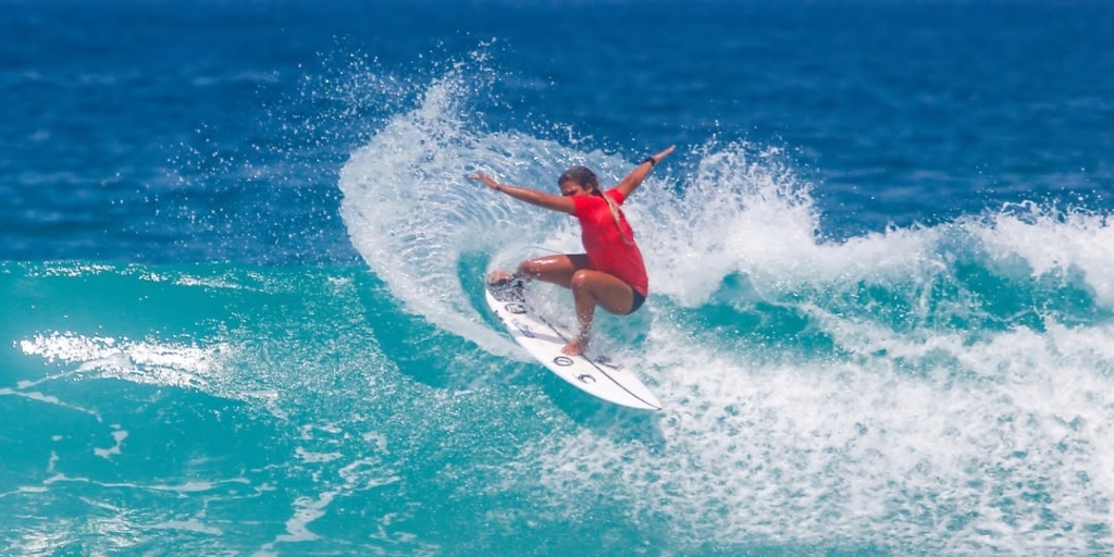 Praia do Forte, em Cabo Frio, recebe a primeira etapa do Circuito Talentos do Surf 2025