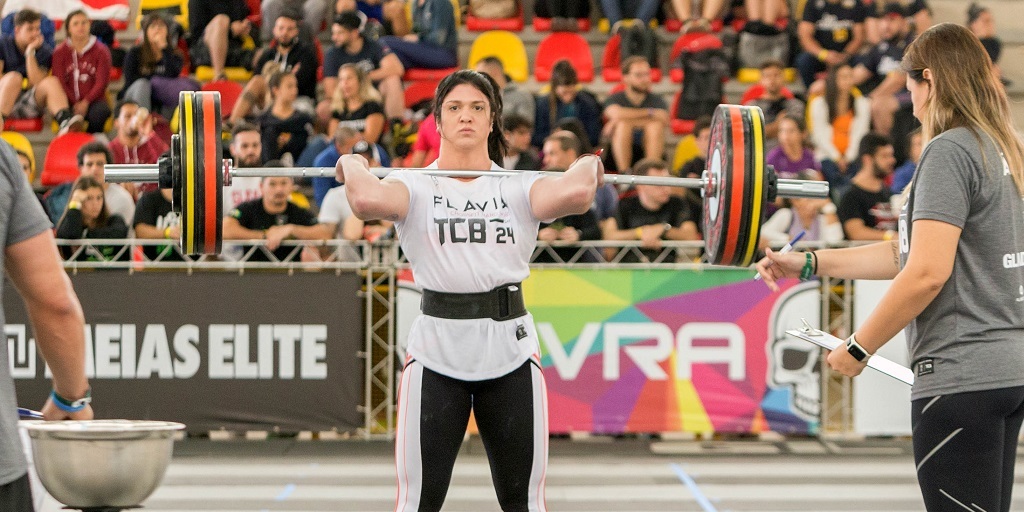 Conheça a atleta friburguense de crossfit que se tornou a 12ª mulher mais bem condicionada do Brasil