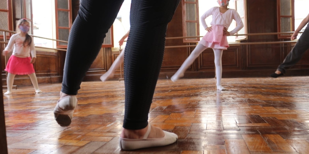 De graça: Oficina Escola de Artes e Pontos de Cultura oferecem novos cursos em Friburgo