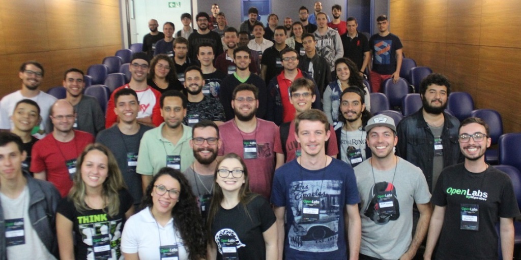 Evento de tecnologia reúne estudantes e empresários do setor em Nova Friburgo 