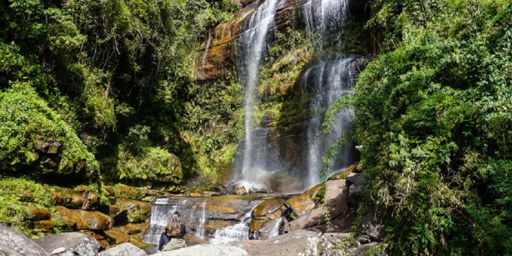 Jovem de 25 anos é encontrado morto em cachoeira de Teresópolis 